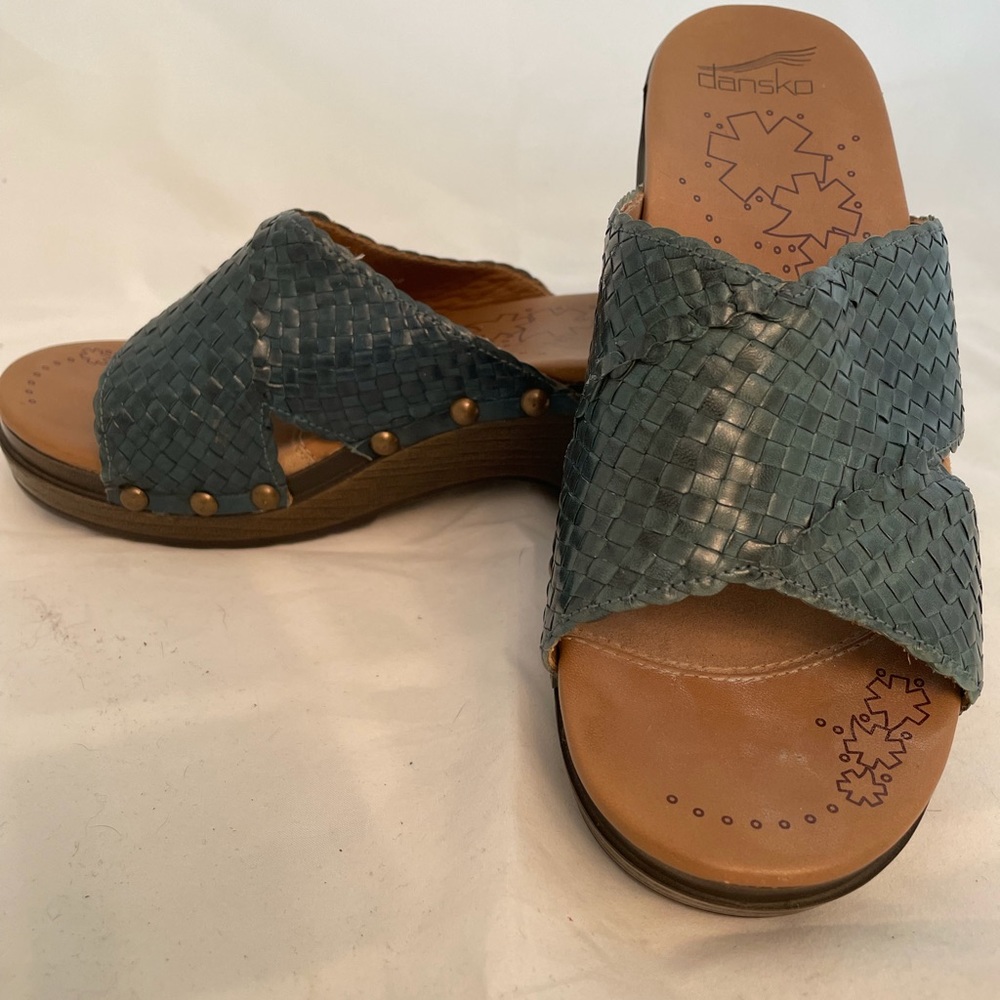 Dansko slip on clog, Sandal ,Teal sz37 (7-7.5)